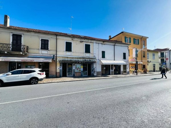 negozio in vendita a San Bartolomeo al Mare