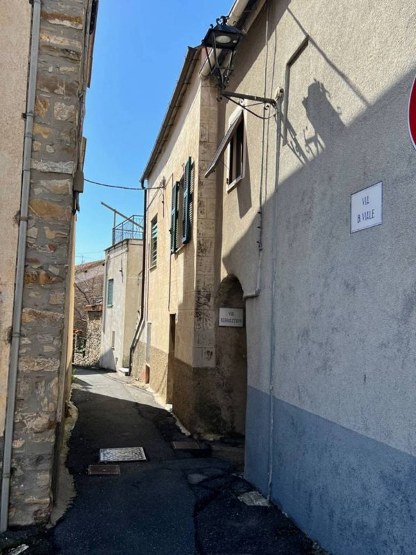 appartamento in vendita a San Bartolomeo al Mare in zona Chiappa