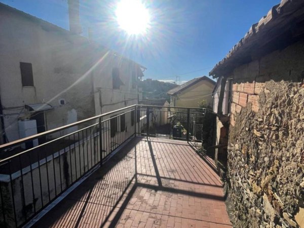 casa indipendente in vendita a San Bartolomeo al Mare in zona Pairola
