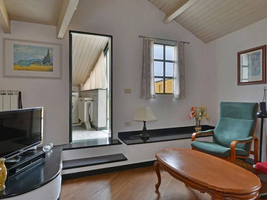 casa indipendente in vendita a San Bartolomeo al Mare in zona Pairola