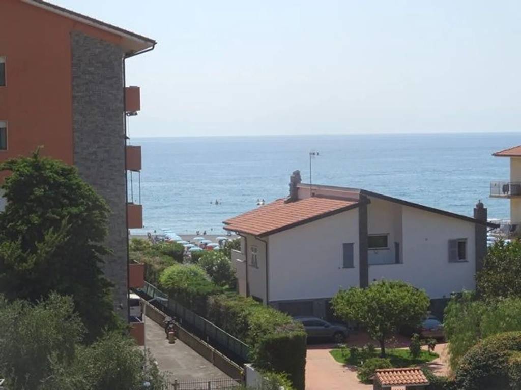 appartamento in vendita a San Bartolomeo al Mare