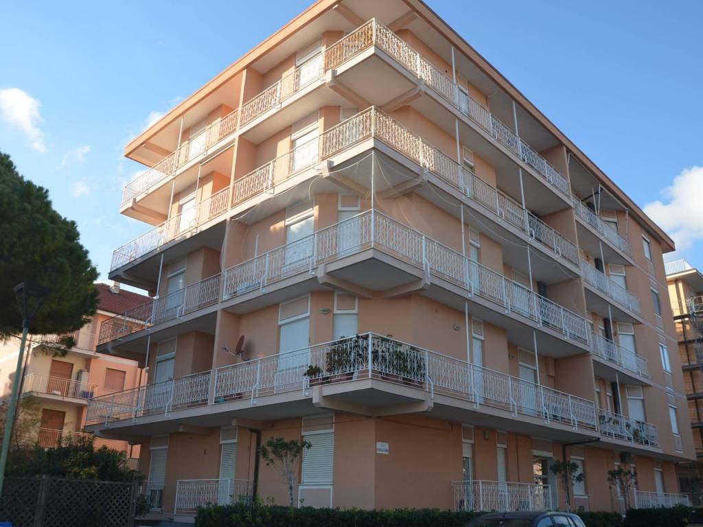 appartamento in vendita a San Bartolomeo al Mare