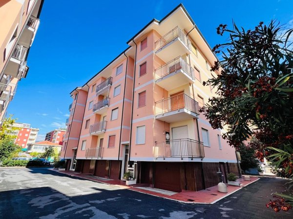 appartamento in vendita a San Bartolomeo al Mare