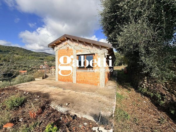 casa indipendente in vendita a San Bartolomeo al Mare in zona Pairola