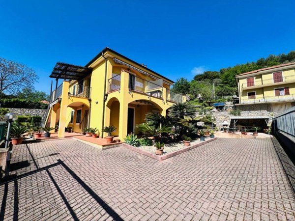 appartamento in vendita a San Bartolomeo al Mare in zona Pairola