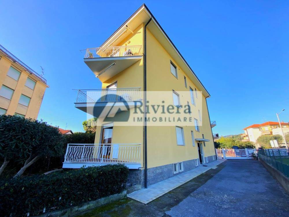 appartamento in vendita a San Bartolomeo al Mare