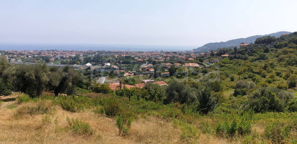 casa indipendente in vendita a San Bartolomeo al Mare in zona Pairola