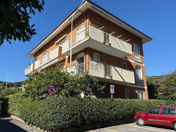 appartamento in vendita a San Bartolomeo al Mare