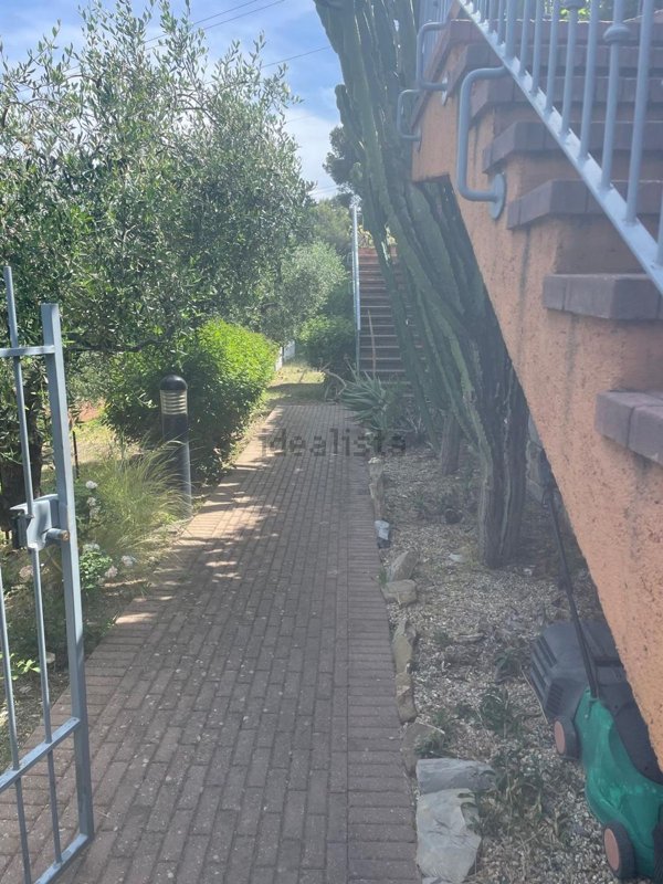 appartamento in vendita a San Bartolomeo al Mare in zona Pairola