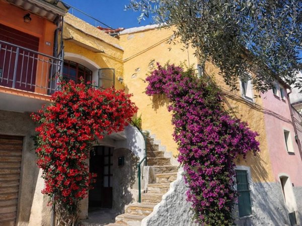 appartamento in vendita a San Bartolomeo al Mare in zona Pairola