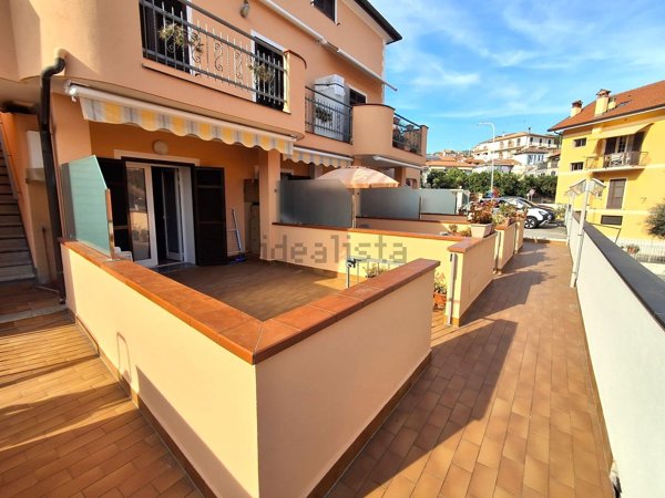 appartamento in vendita a San Bartolomeo al Mare in zona Pairola