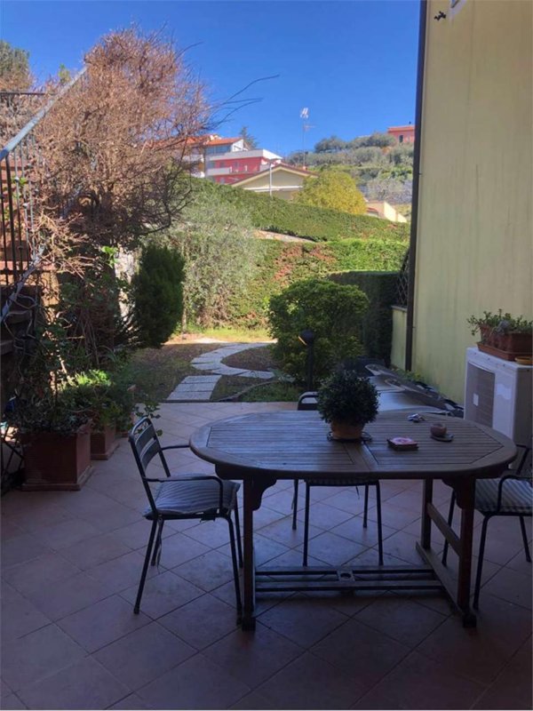 appartamento in vendita a San Bartolomeo al Mare in zona Pairola