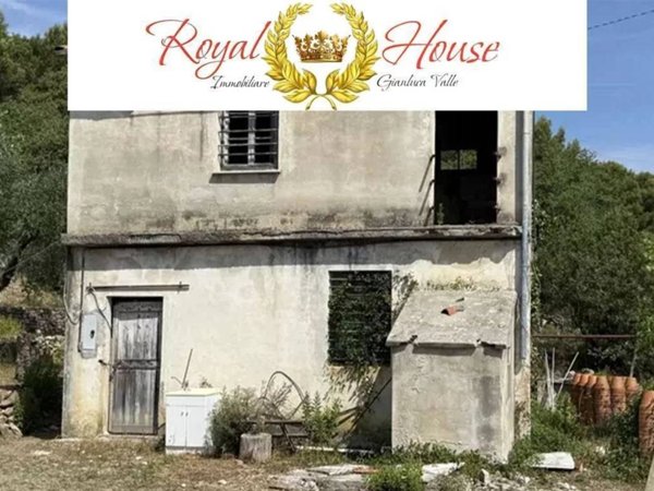 casa indipendente in vendita a San Bartolomeo al Mare in zona Pairola