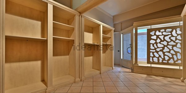 locale commerciale in vendita a San Bartolomeo al Mare