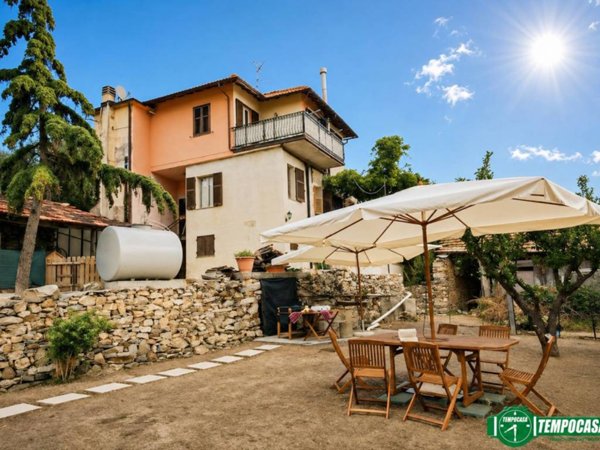 appartamento in vendita a San Bartolomeo al Mare in zona Chiappa