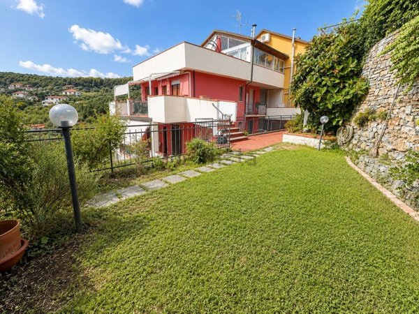 appartamento in vendita a San Bartolomeo al Mare in zona Pairola