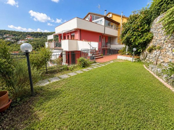 appartamento in vendita a San Bartolomeo al Mare in zona Pairola