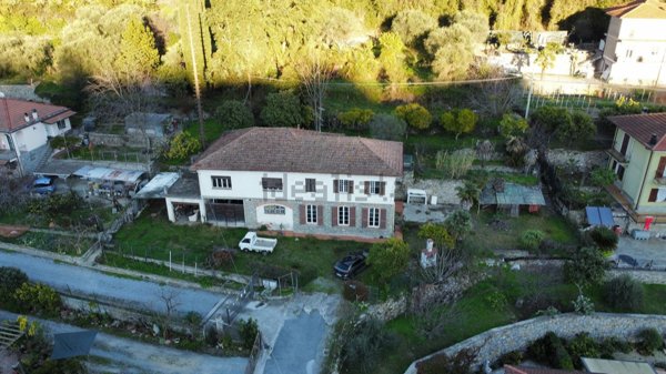 casa indipendente in vendita a San Bartolomeo al Mare in zona Pairola