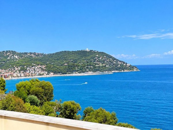 appartamento in vendita a San Bartolomeo al Mare