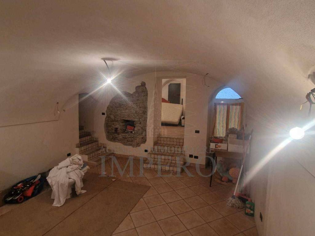 casa indipendente in vendita a San Biagio della Cima