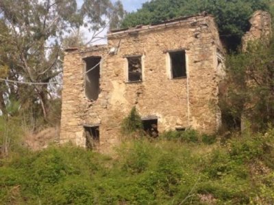 casa indipendente in vendita a San Biagio della Cima