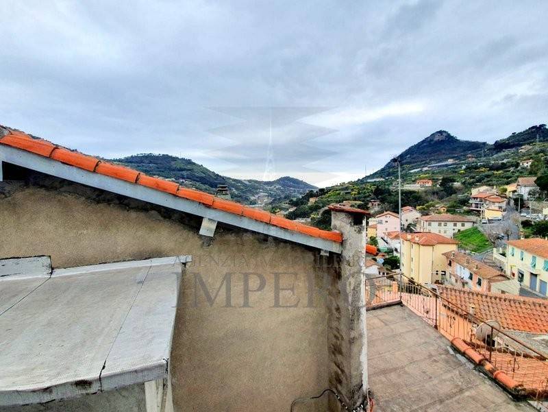 pentavano in vendita a San Biagio della Cima