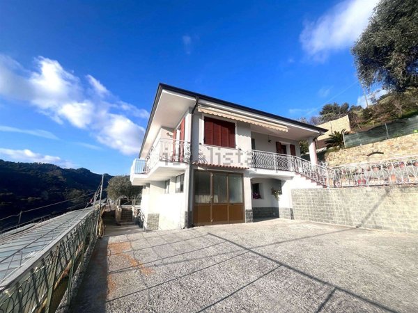 capannone in vendita a San Biagio della Cima