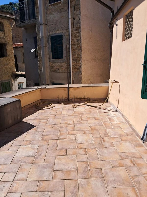 casa indipendente in vendita a San Biagio della Cima