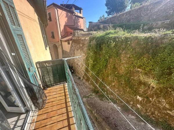 casa indipendente in vendita a San Biagio della Cima