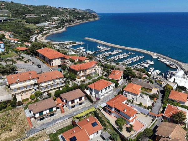 appartamento in vendita a San Lorenzo al Mare