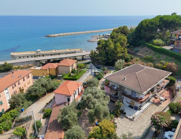 appartamento in vendita a San Lorenzo al Mare