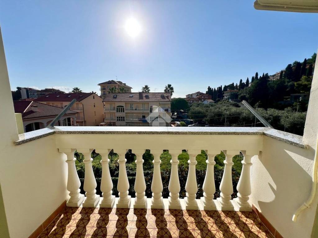 appartamento in vendita a San Lorenzo al Mare