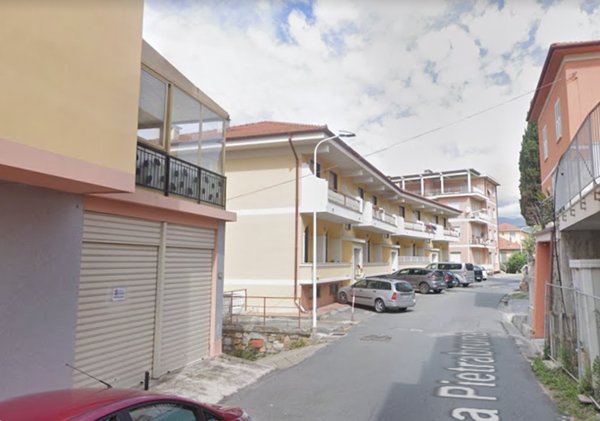 casa indipendente in vendita a San Lorenzo al Mare