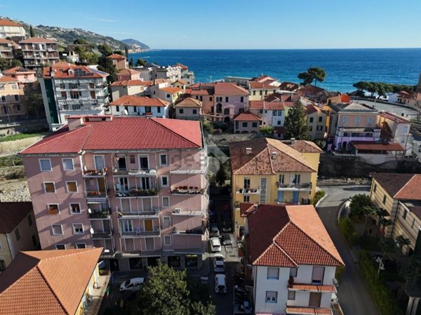 appartamento in vendita a San Lorenzo al Mare
