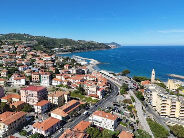 appartamento in vendita a San Lorenzo al Mare