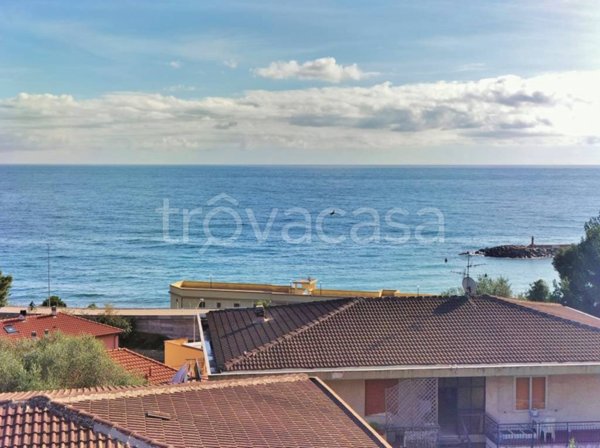 appartamento in vendita a San Lorenzo al Mare