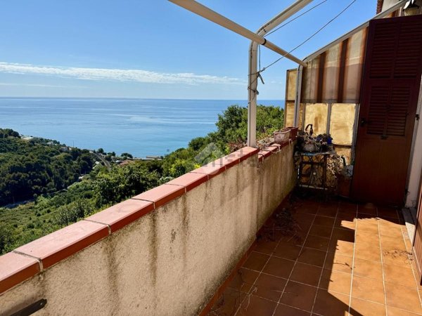 appartamento in vendita a San Lorenzo al Mare
