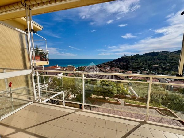 appartamento in vendita a San Lorenzo al Mare