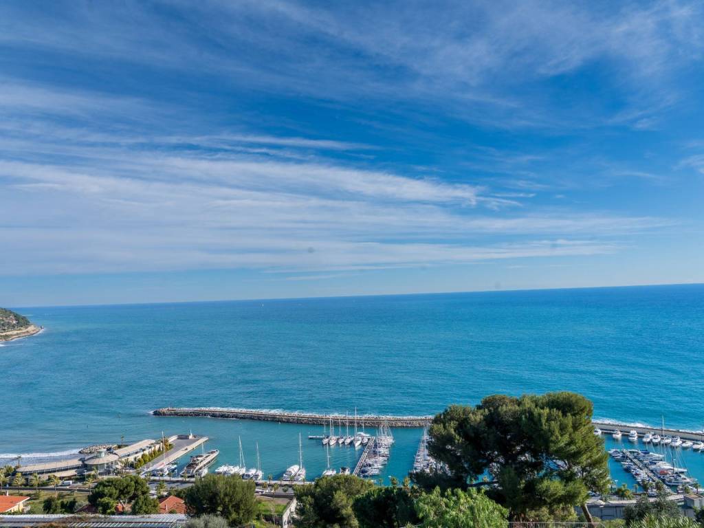 appartamento in vendita a San Lorenzo al Mare