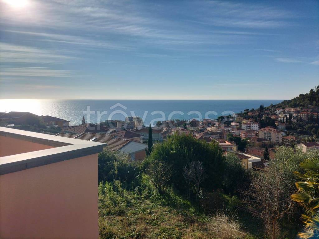 appartamento in vendita a San Lorenzo al Mare