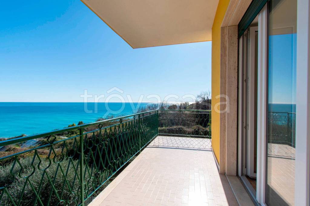 appartamento in vendita a San Lorenzo al Mare