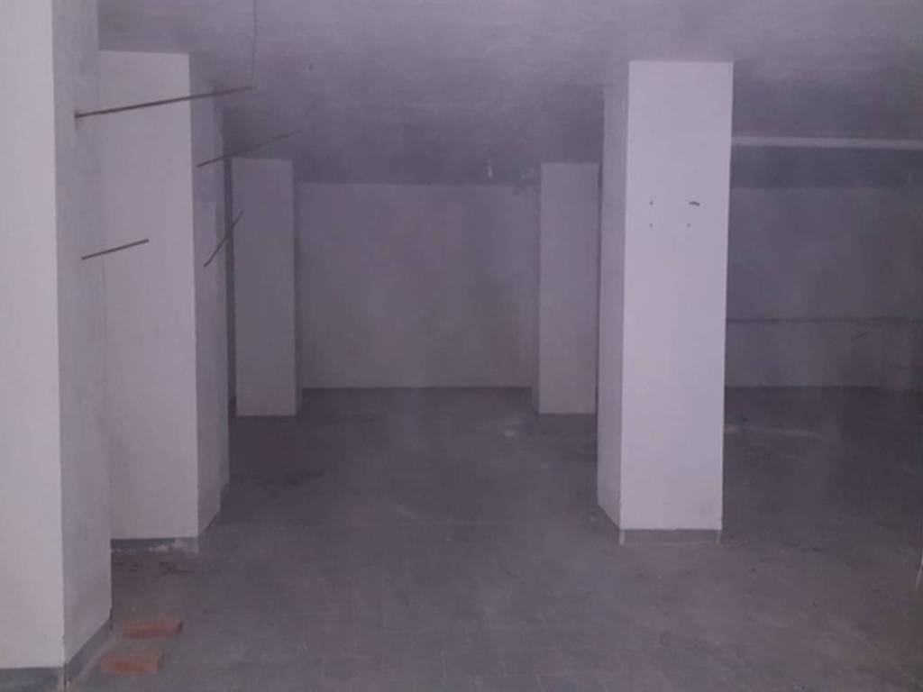 locale commerciale in vendita a San Lorenzo al Mare