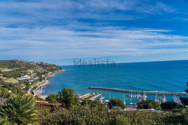 appartamento in vendita a San Lorenzo al Mare