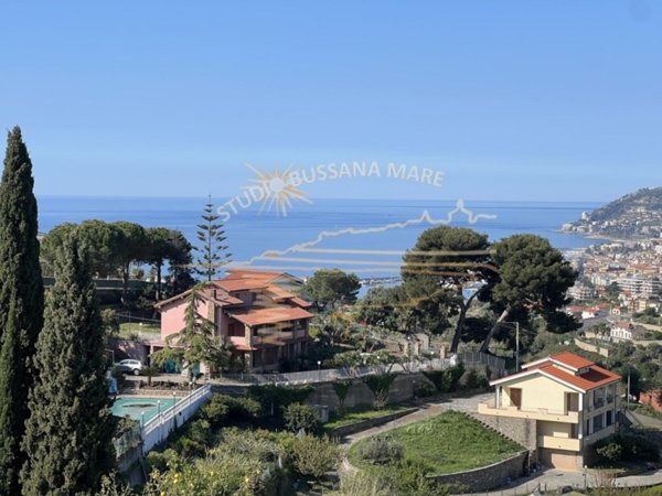 terreno agricolo in vendita a Sanremo in zona Poggio