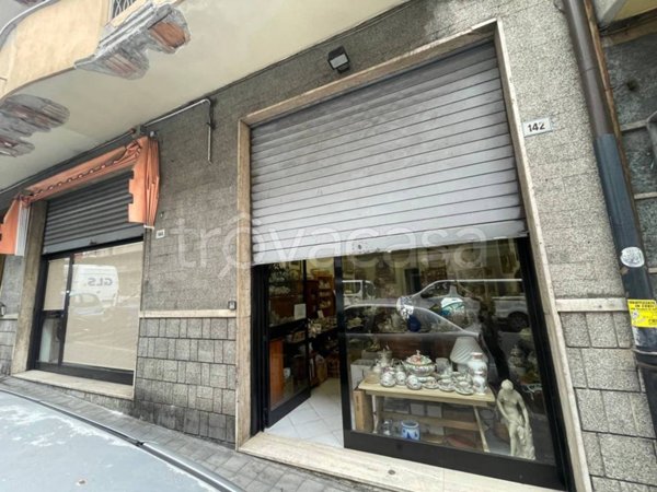 locale commerciale in vendita a Sanremo