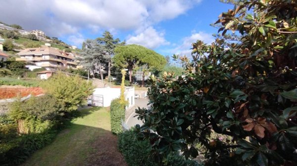 casa indipendente in vendita a Sanremo