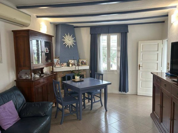 casa indipendente in vendita a Sanremo in zona Coldirodi