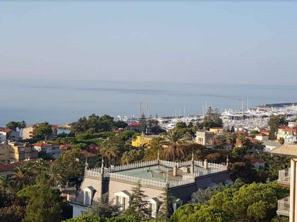appartamento in vendita a Sanremo