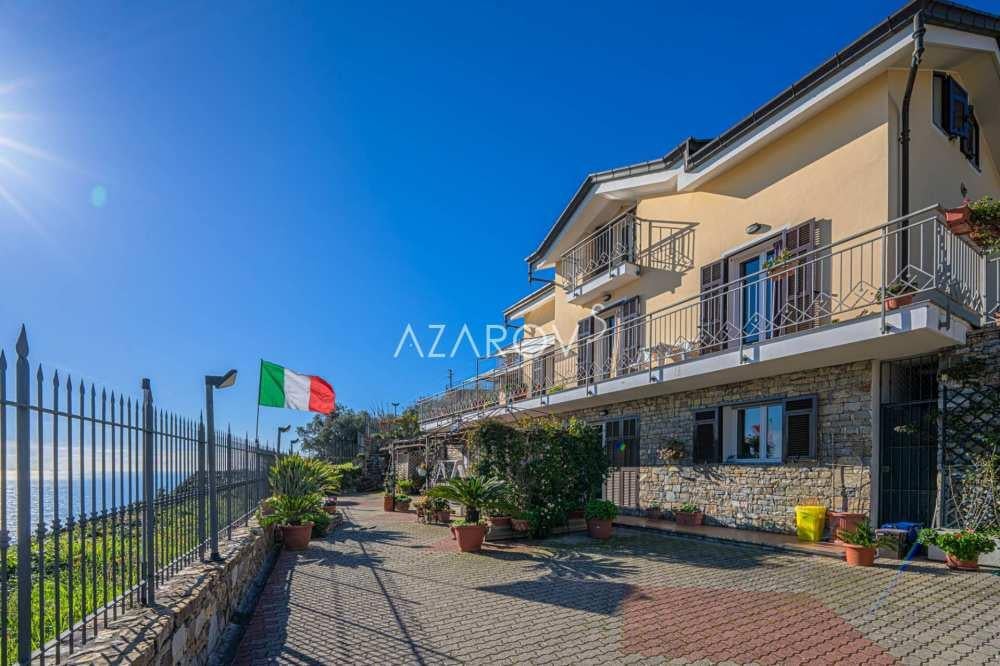 casa indipendente in vendita a Sanremo