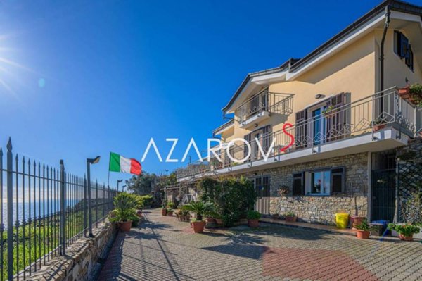 casa indipendente in vendita a Sanremo
